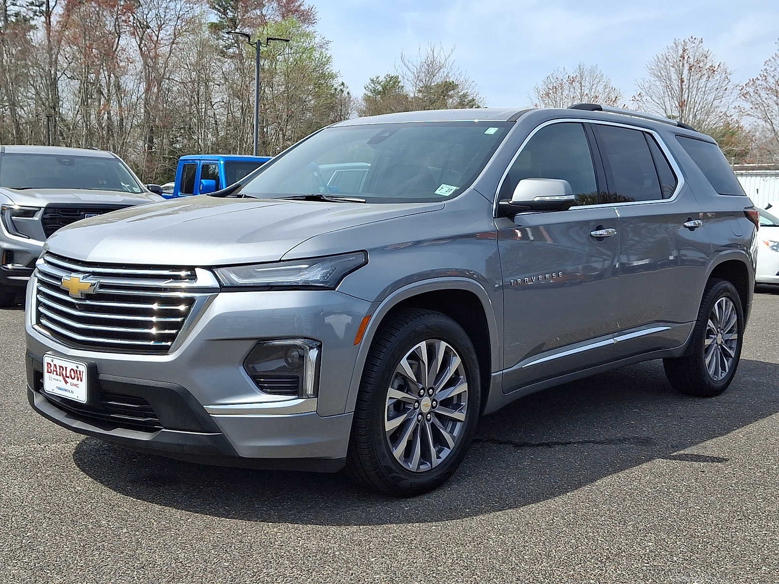 2023 Chevrolet Traverse — side profile view