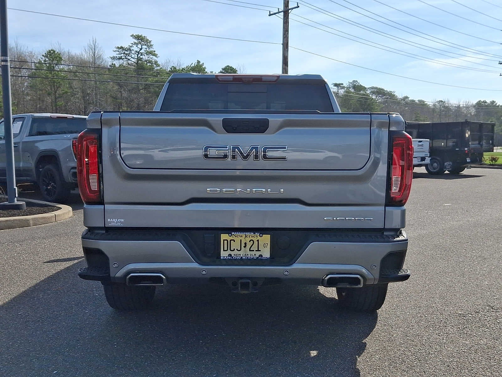 2025 GMC Sierra 1500 — detail view