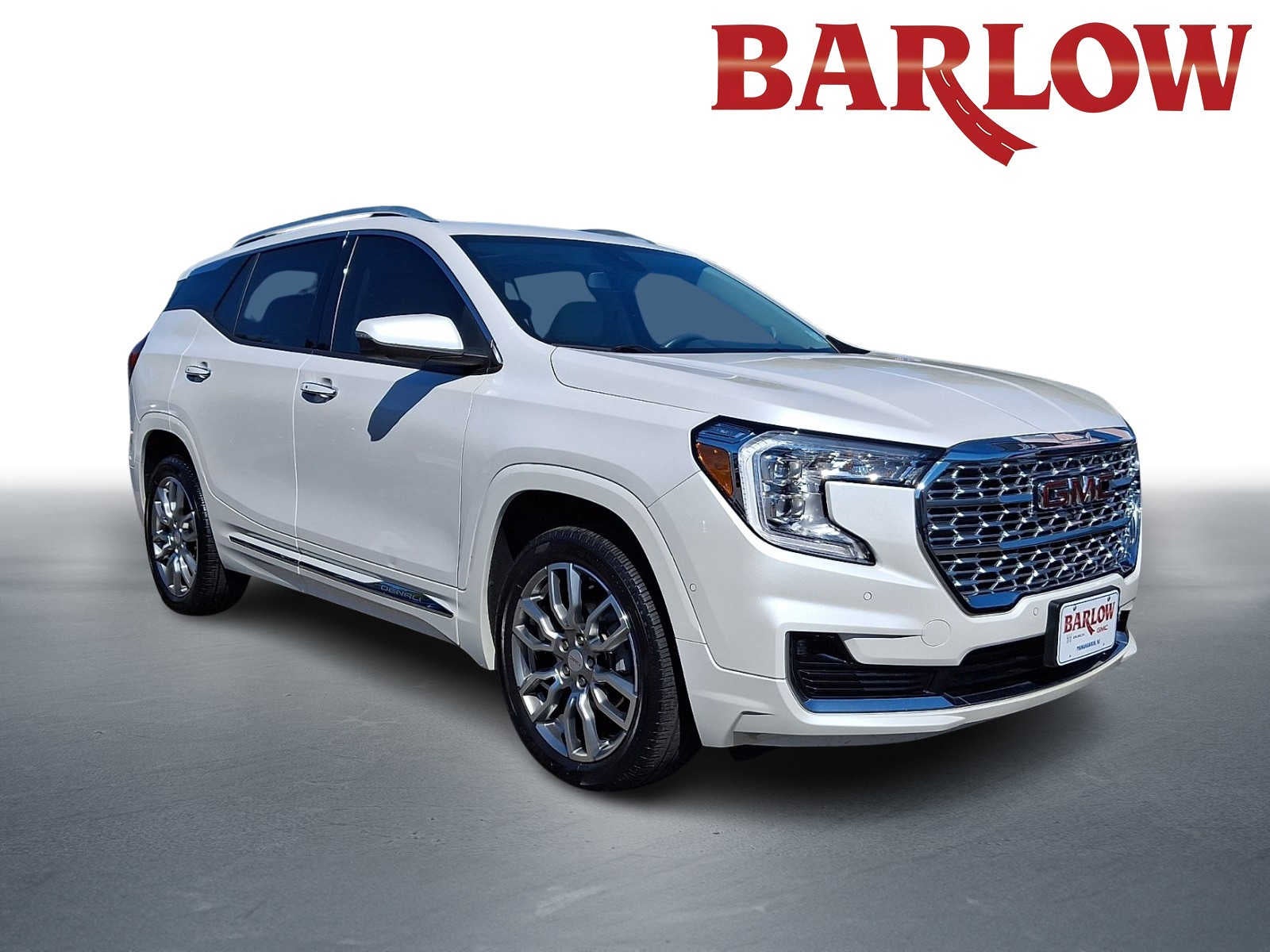 2022 GMC Terrain Denali in White Frost Tricoat — front three-quarter view